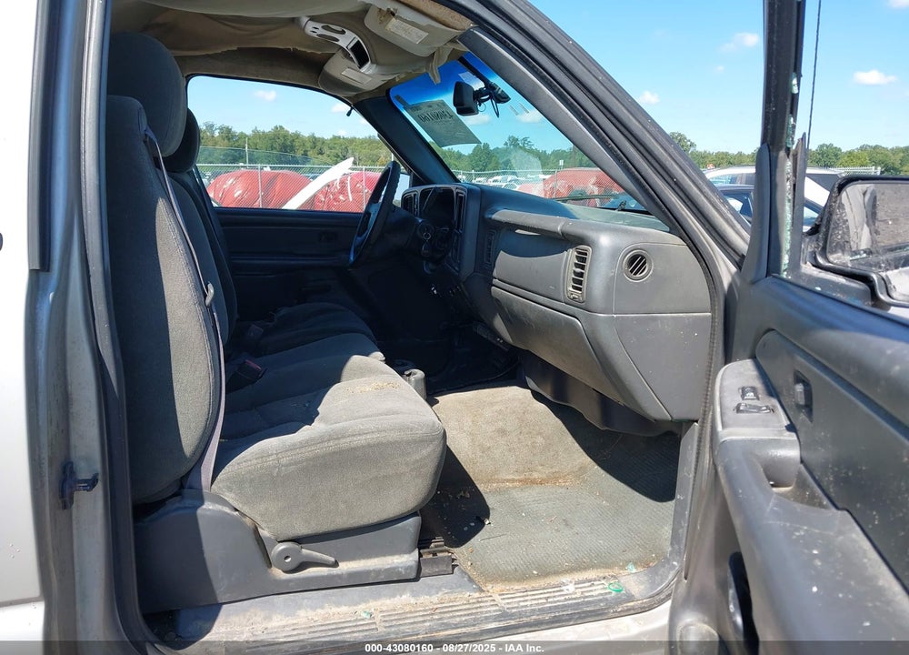 2004 CHEVROLET SILVERADO 2500HD LS VIN: 1GCHK24U24E170973