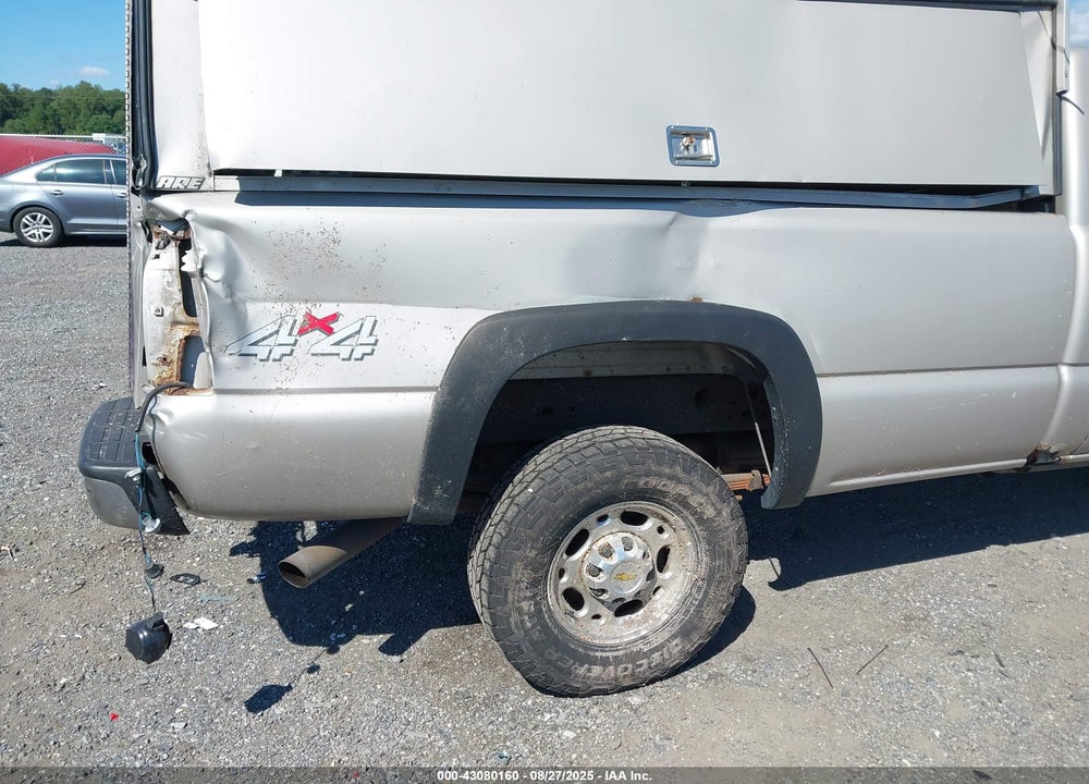 2004 CHEVROLET SILVERADO 2500HD LS VIN: 1GCHK24U24E170973