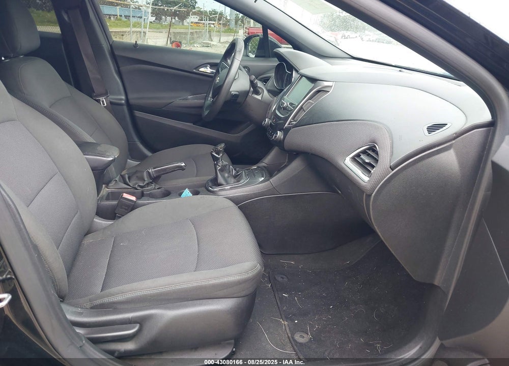 2017 CHEVROLET CRUZE LT MANUAL VIN: 3G1BD6SM5HS550243
