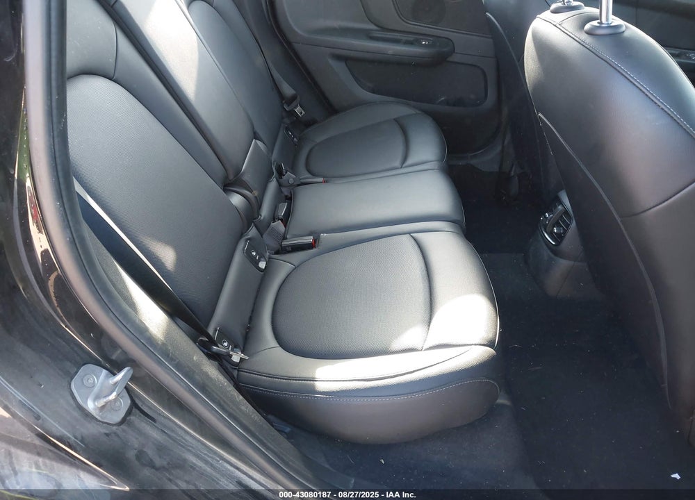 2020 MINI COUNTRYMAN VIN: WMZYW5C09L3L06966