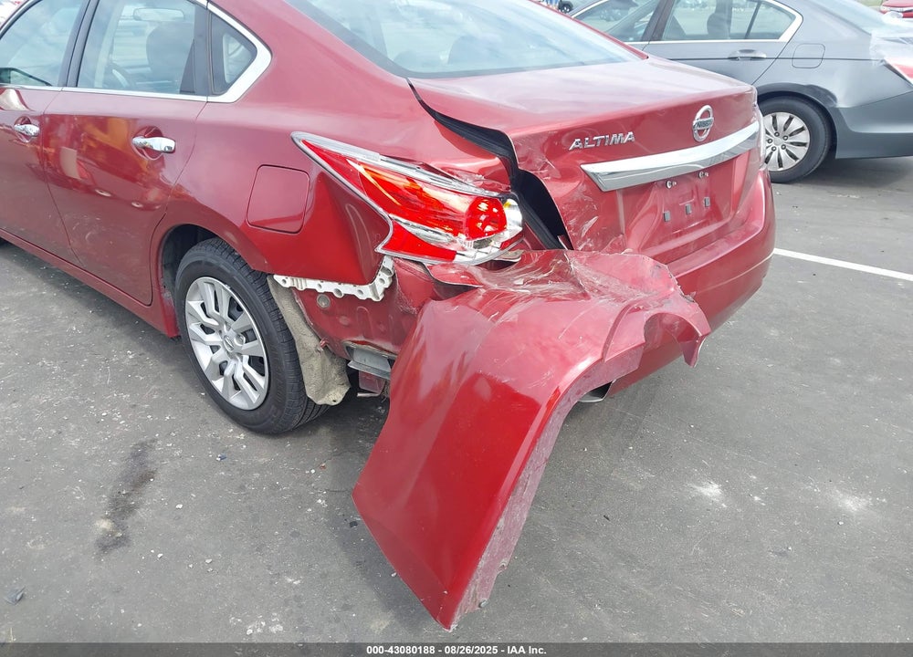 2015 NISSAN ALTIMA VIN: 1N4AL3AP7FN891818