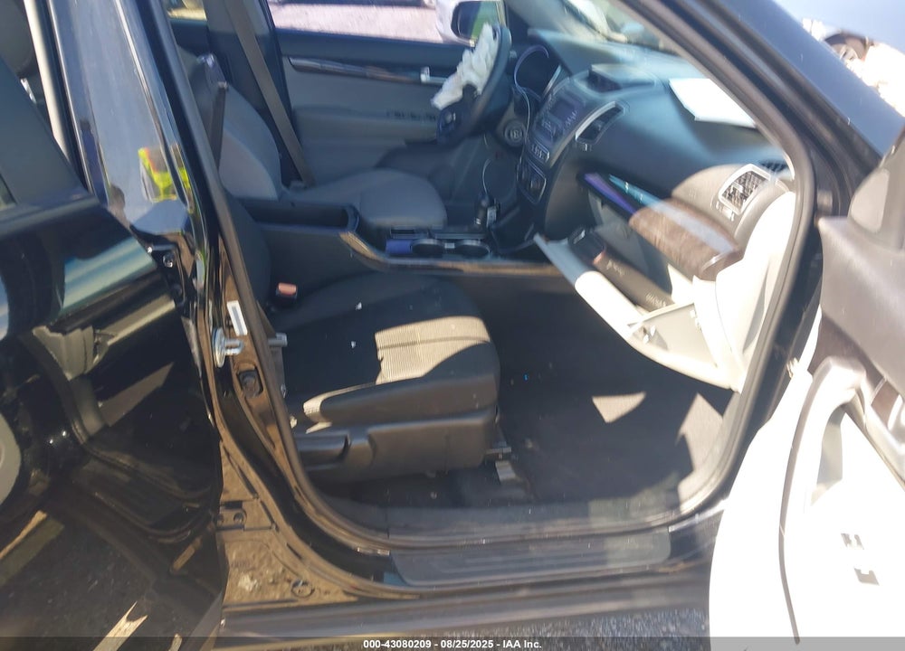 2015 KIA SORENTO VIN: 5XYKT3A6XFG603111