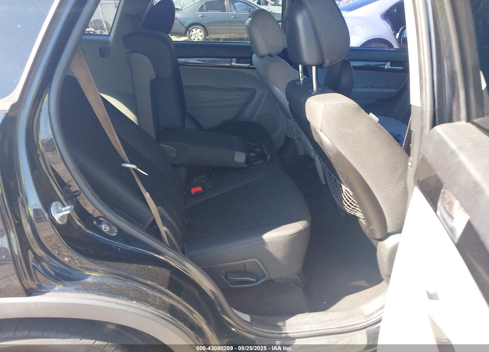 2015 KIA SORENTO VIN: 5XYKT3A6XFG603111