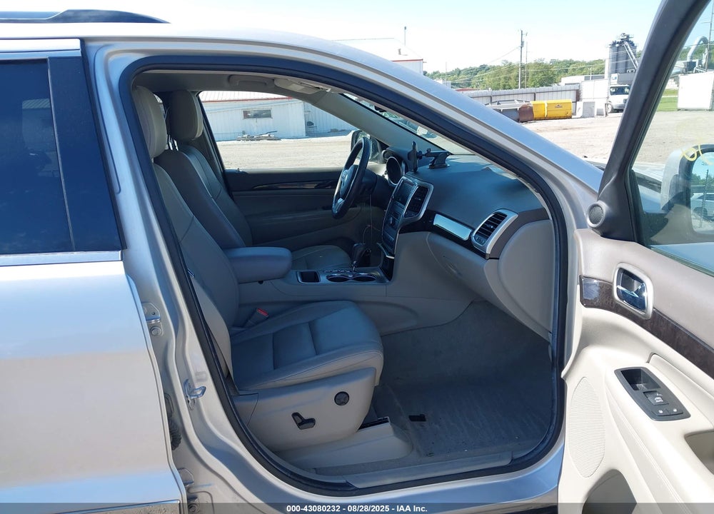 2012 JEEP GRAND CHEROKEE VIN: 1C4RJFAG4CC179648