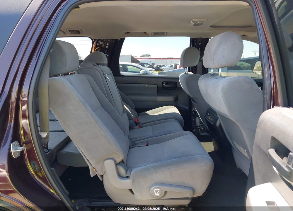 2013 TOYOTA SEQUOIA SR5 5.7L V8 VIN: 5TDZY5G12DS044399