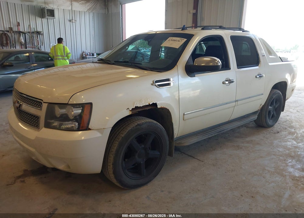 2012 CHEVROLET AVALANCHE 1500 LTZ VIN: 3GNTKGE76CG301353