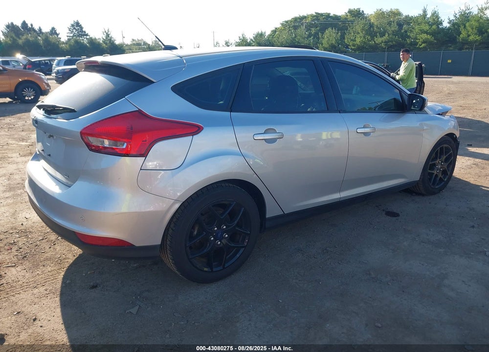 2016 FORD FOCUS VIN: 1FADP3K20GL326621