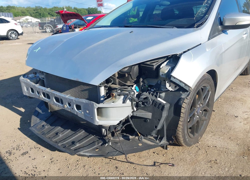 2016 FORD FOCUS VIN: 1FADP3K20GL326621