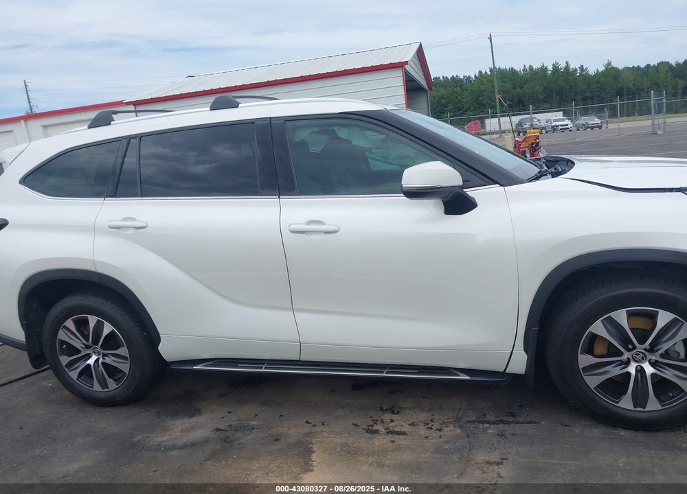 2021 TOYOTA HIGHLANDER VIN: 5TDGZRBH0MS063548