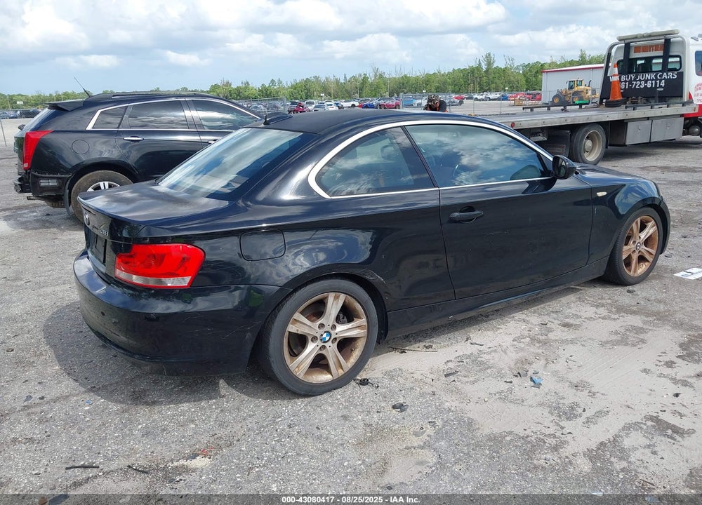 2012 BMW 1 SERIES VIN: WBAUP7C57CVP23460