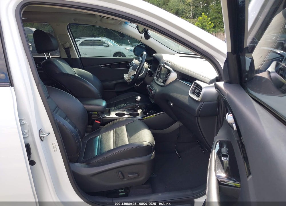 2020 KIA SORENTO 3.3L SX VIN: 5XYPKDA50LG674951