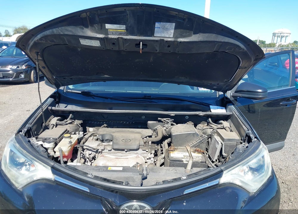 2017 TOYOTA RAV4 VIN: 2T3BFREVXHW662773