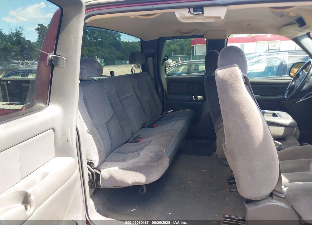 2004 GMC SIERRA 2500HD SLE VIN: 1GTHK29U94E302443