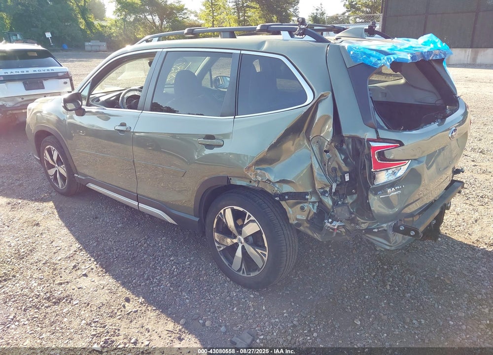 2021 SUBARU FORESTER VIN: JF2SKAXC6MH439415