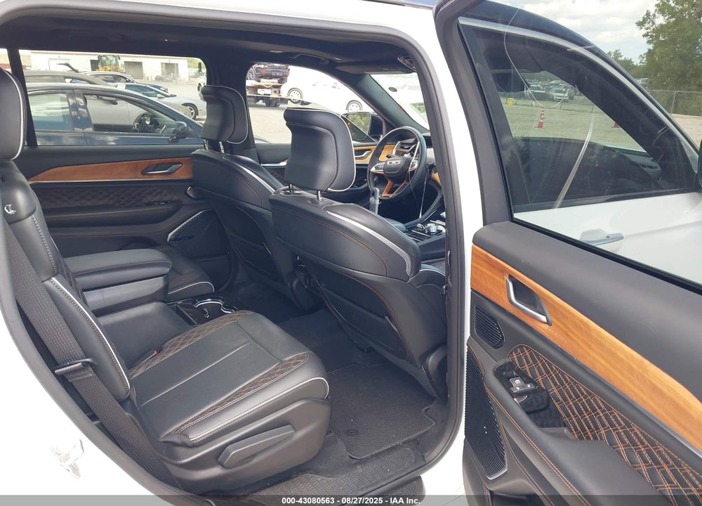 2025 JEEP GRAND CHEROKEE L VIN: 1C4RJKEG0S8645810