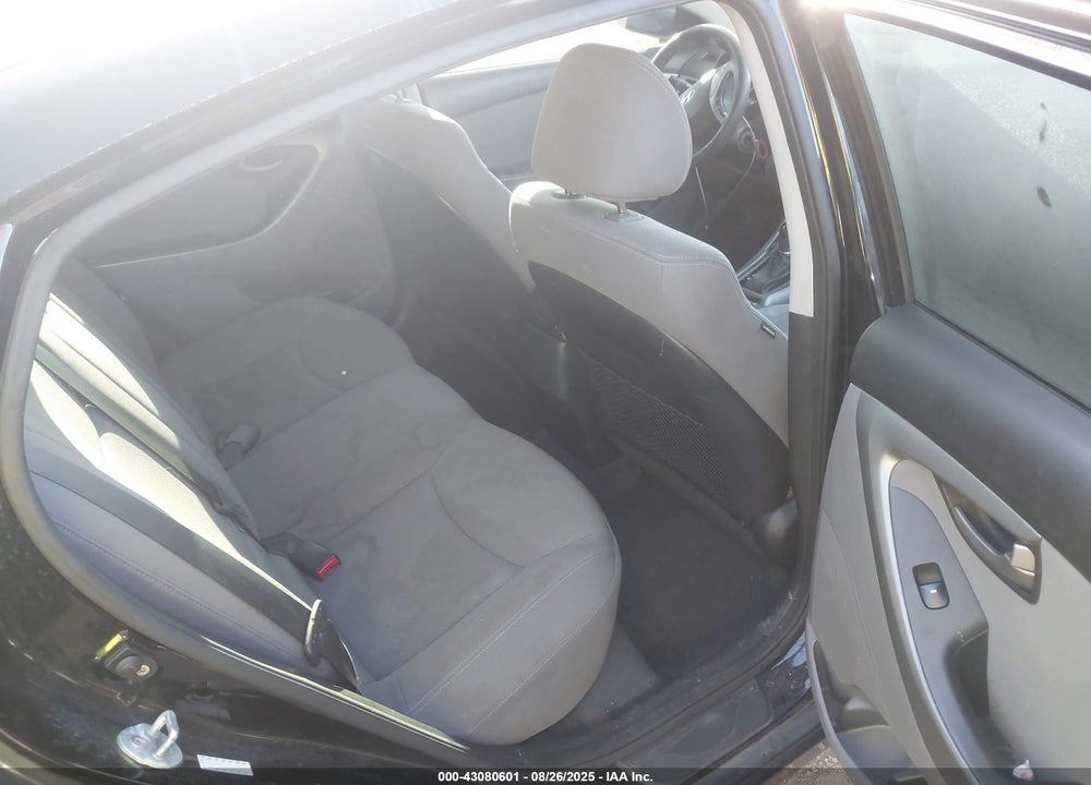 2016 HYUNDAI ELANTRA VIN: KMHDH4AE0GU604514
