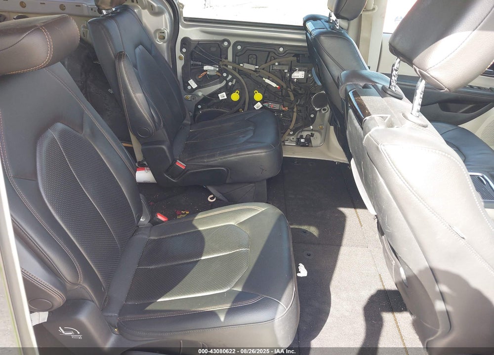 2019 CHRYSLER PACIFICA TOURING L PLUS VIN: 2C4RC1EG7KR605510
