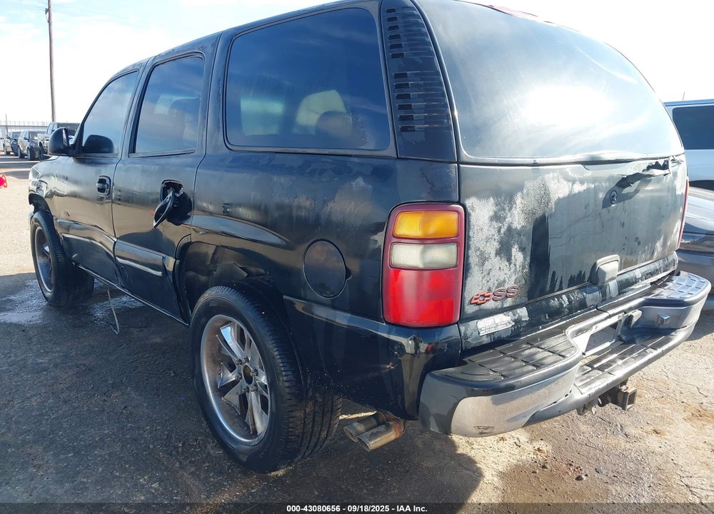 2001 CHEVROLET TAHOE LS VIN: 1GNEC13TX1J102353