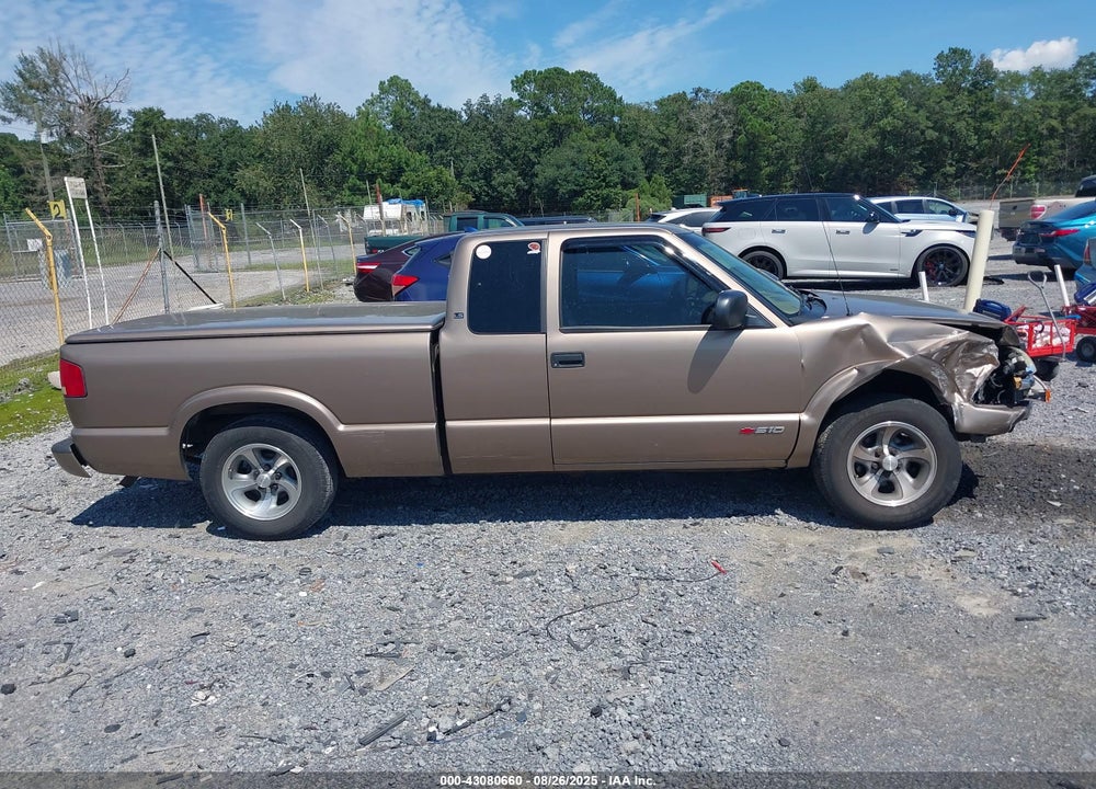 2002 CHEVROLET S-10 LS VIN: 1GCCS19W528260693