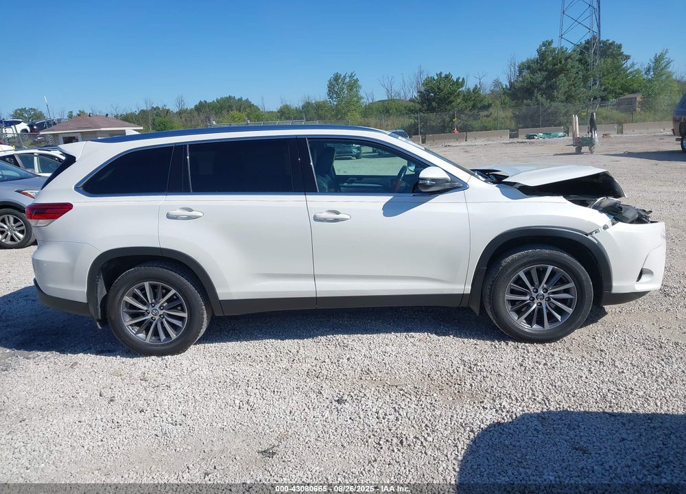 2019 TOYOTA HIGHLANDER VIN: 5TDJZRFH7KS563381