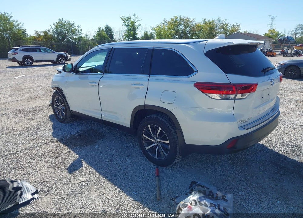 2019 TOYOTA HIGHLANDER VIN: 5TDJZRFH7KS563381