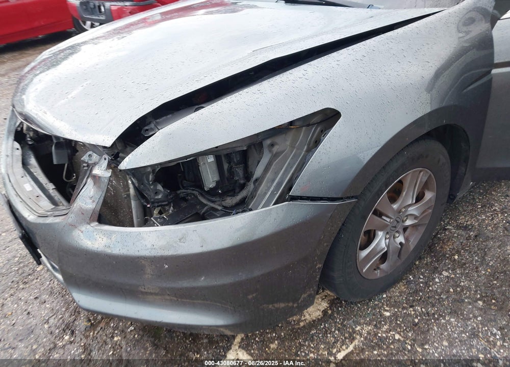 2011 HONDA ACCORD VIN: 1HGCP2F40BA125450