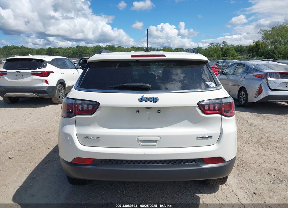 2019 JEEP COMPASS VIN: 3C4NJDBB4KT674781