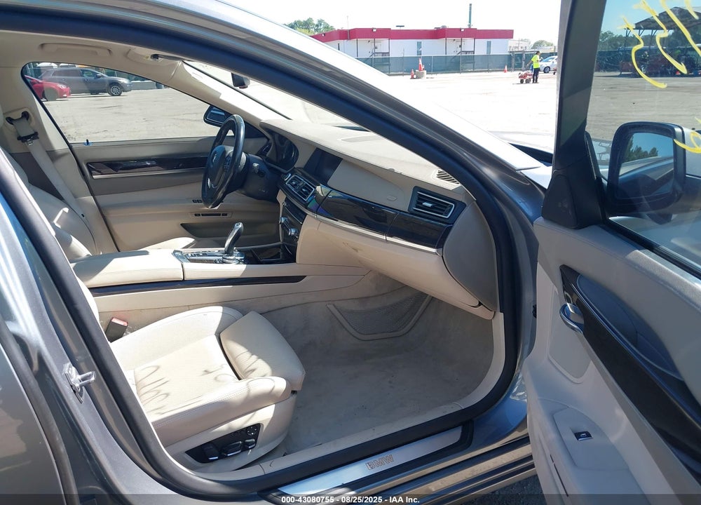 2011 BMW 7 SERIES VIN: WBAKC8C57BC433478