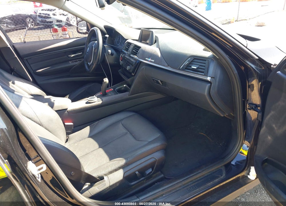 2014 BMW 3 SERIES VIN: WBA3A5C56EJ465511