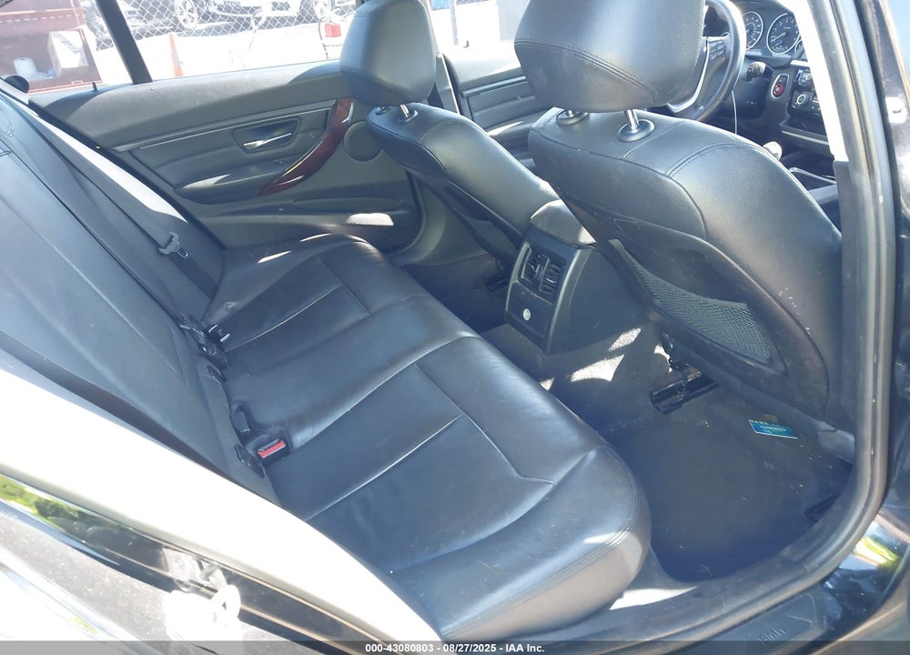 2014 BMW 3 SERIES VIN: WBA3A5C56EJ465511