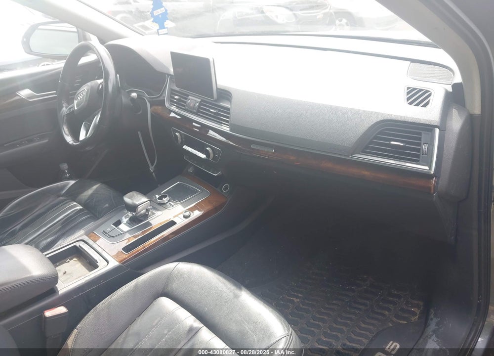 2018 AUDI Q5 VIN: WA1BNAFY2J2017153