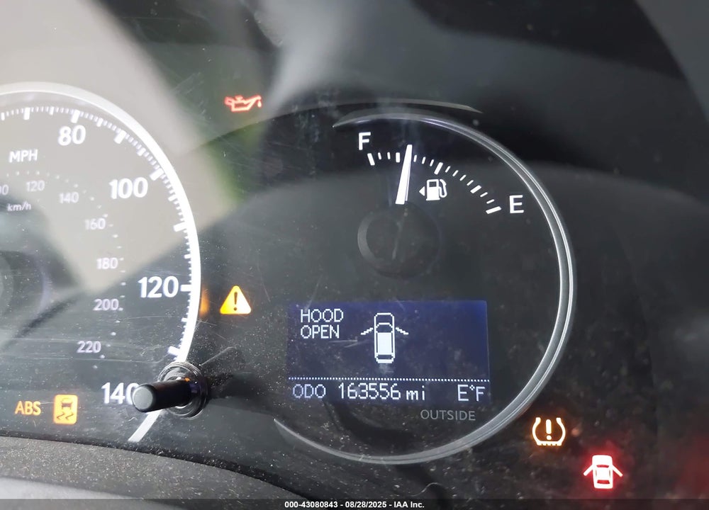 2011 LEXUS CT 200H VIN: JTHKD5BH3B2043170