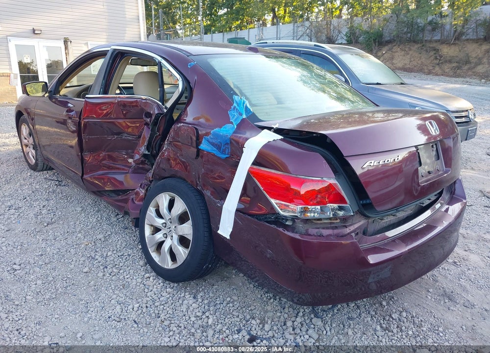 2008 HONDA ACCORD VIN: 1HGCP26888A115695