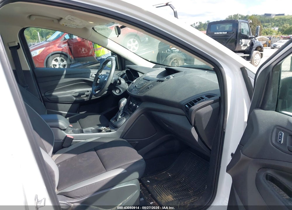 2016 FORD ESCAPE S VIN: 1FMCU0F72GUC48352