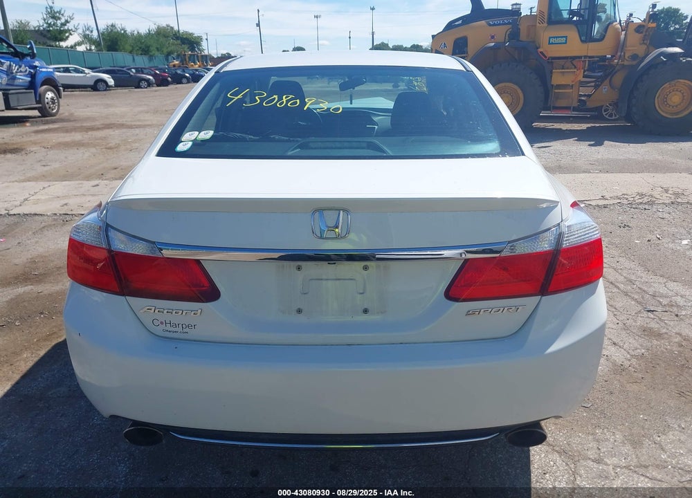2015 HONDA ACCORD VIN: 1HGCR2F51FA021803