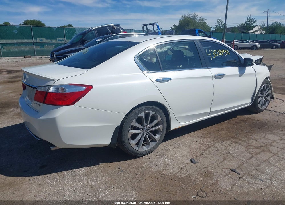 2015 HONDA ACCORD VIN: 1HGCR2F51FA021803
