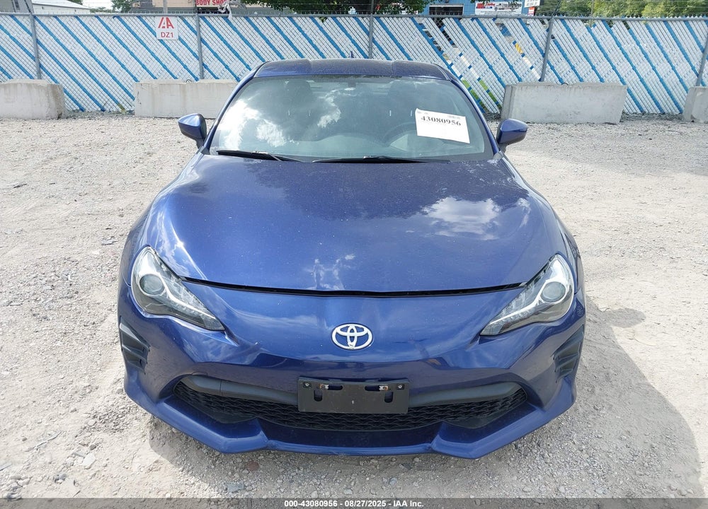 2017 TOYOTA GR 86 VIN: JF1ZNAA17H8702969