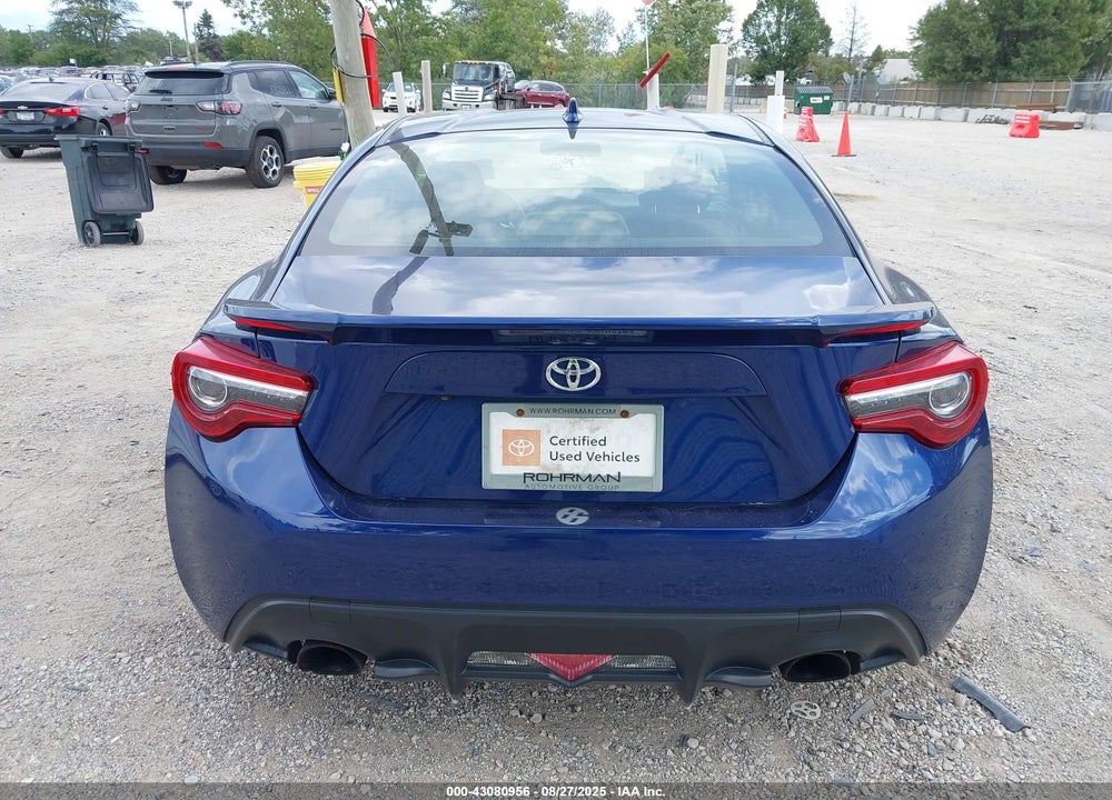 2017 TOYOTA GR 86 VIN: JF1ZNAA17H8702969