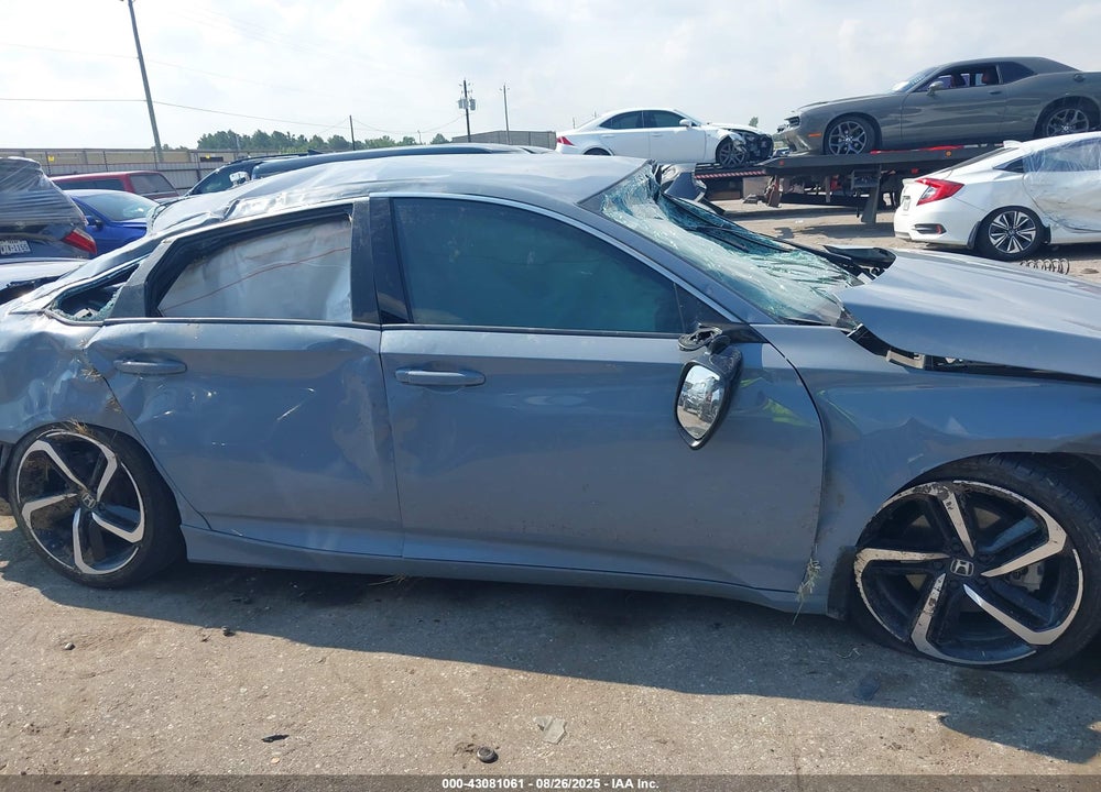 2022 HONDA ACCORD VIN: 1HGCV1F35NA108106