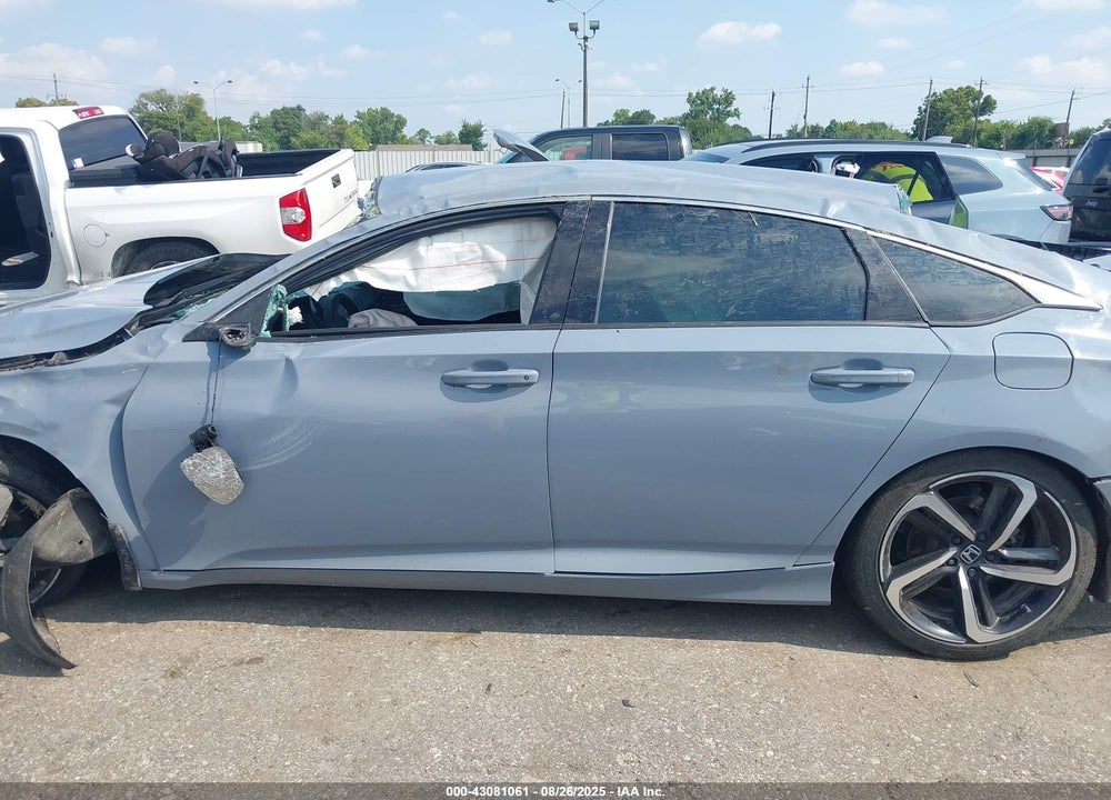 2022 HONDA ACCORD VIN: 1HGCV1F35NA108106