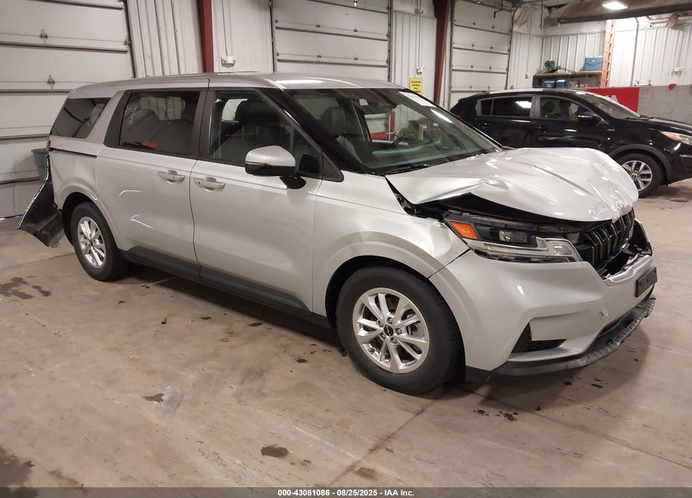 2022 KIA CARNIVAL MPV LX SEAT PACKAGE VIN: KNDNB4H39N6130692