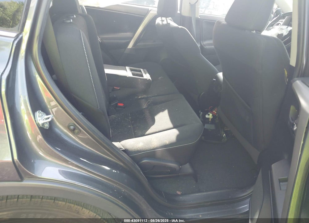 2018 TOYOTA RAV4 XLE VIN: 2T3WFREVXJW510175
