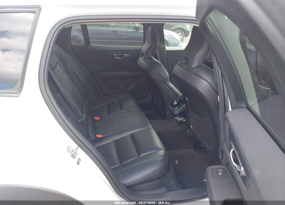 2021 VOLVO V60 CROSS COUNTRY VIN: YV4102WK8M1068102