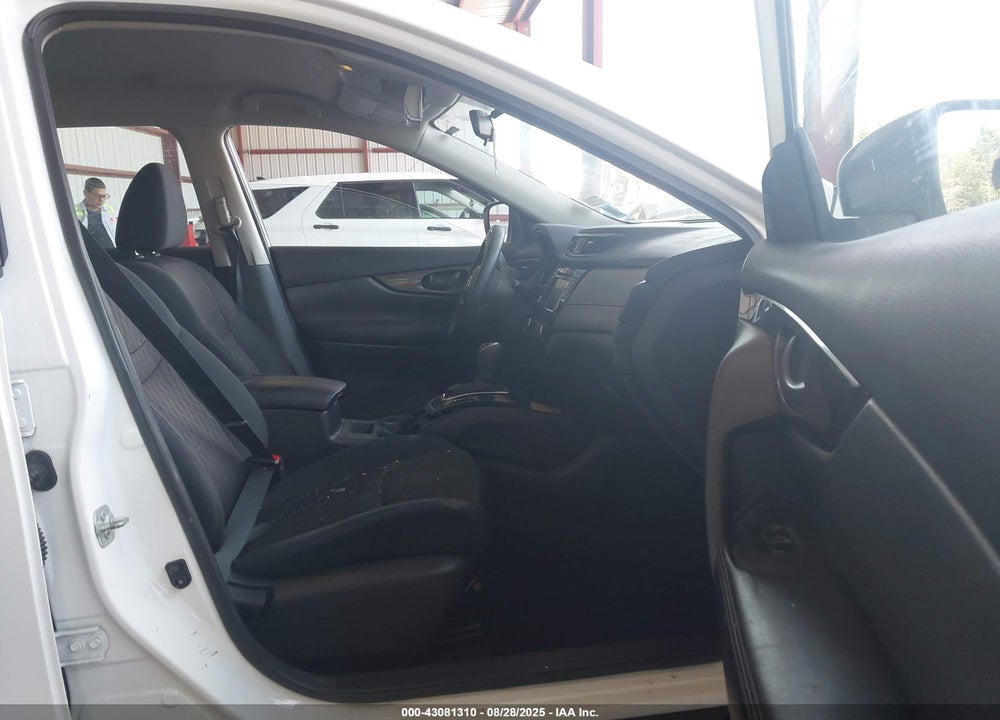 2019 NISSAN ROGUE VIN: 5N1AT2MT3KC718926