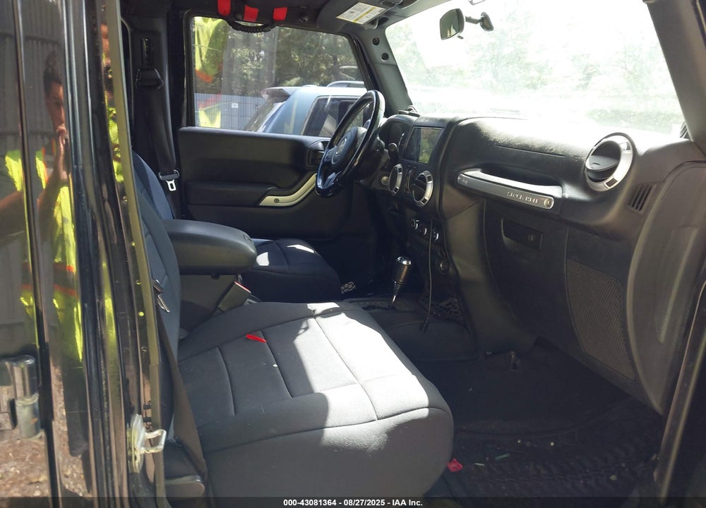 2011 JEEP WRANGLER UNLIMITED VIN: 1J4BA6H18BL519525