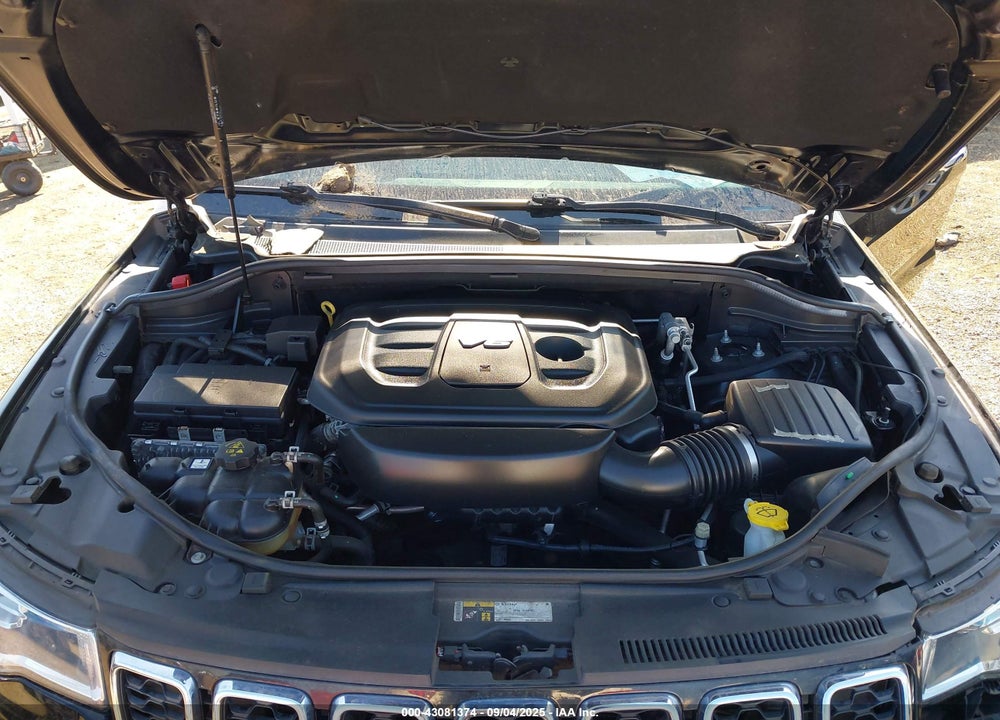 2017 JEEP GRAND CHEROKEE VIN: 1C4RJFBG1HC836931