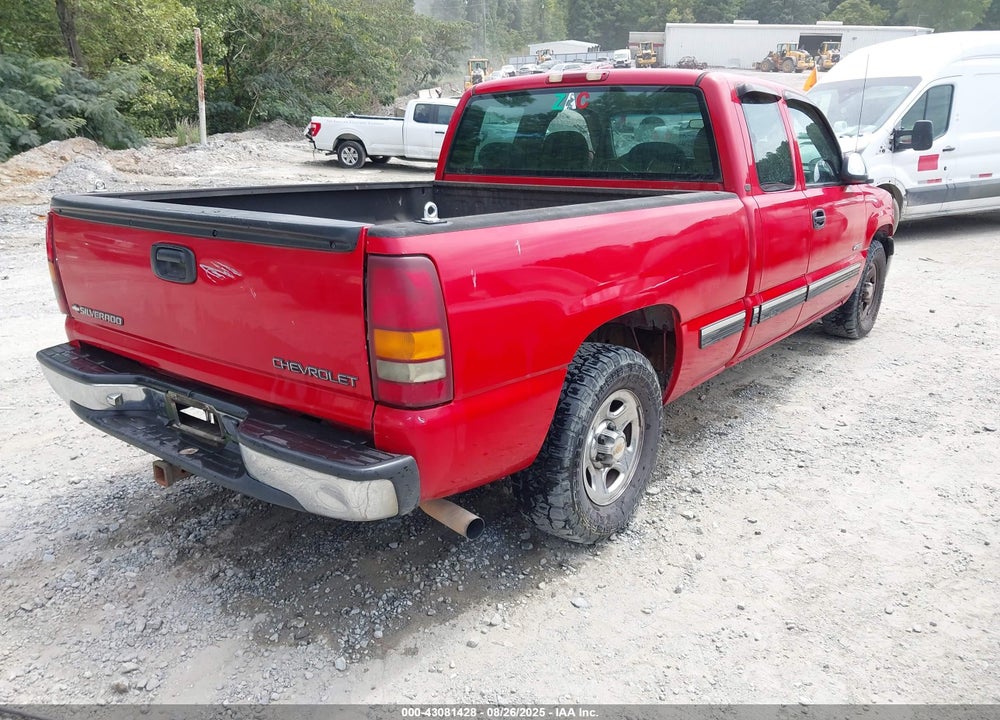 2001 CHEVROLET SILVERADO 1500 LS VIN: 1GCEC19V51Z309770