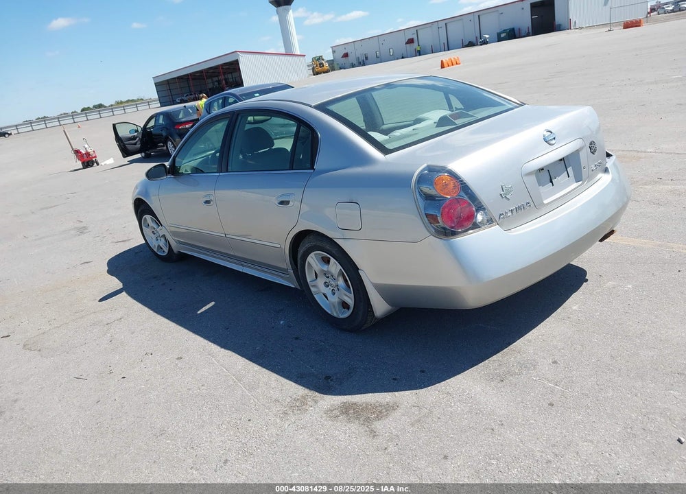 2002 NISSAN ALTIMA 2.5 S VIN: 1N4AL11DX2C703471