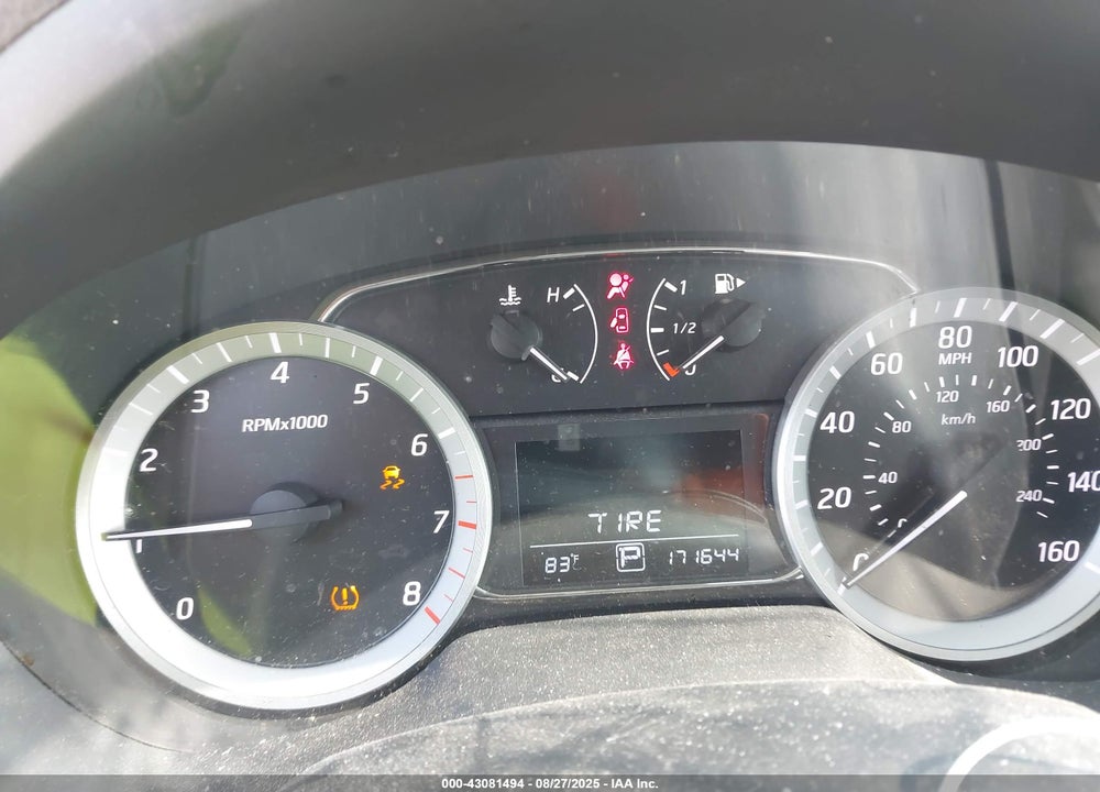 2014 NISSAN SENTRA VIN: 3N1AB7AP7EY262536