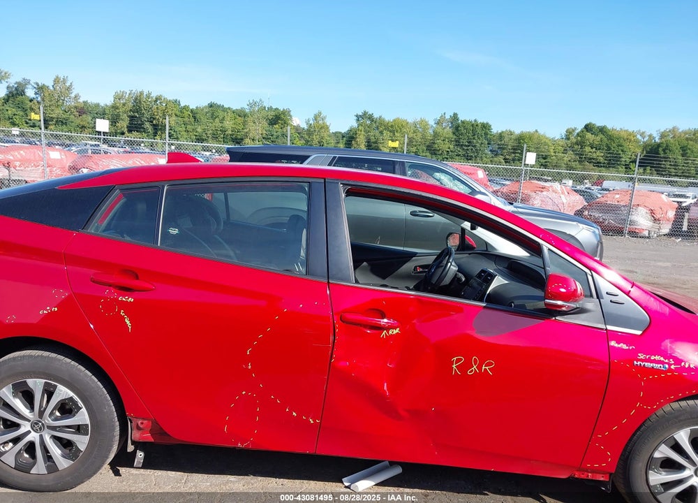 2022 TOYOTA PRIUS VIN: JTDL9MFU8N3034696